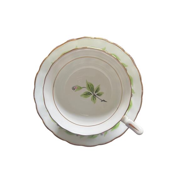 Vintage Royal Chelsea English Bone China Tea Cup and Saucer - Picture 3 of 8